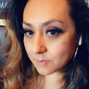 Meet your Posher, Karina